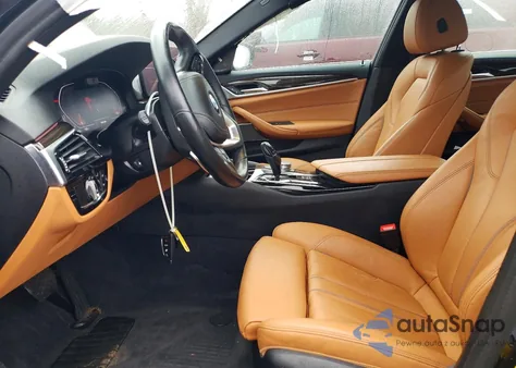 2022 BMW 530 Xi из США, поврежденный, VIN WBA13BJ09NWX40928